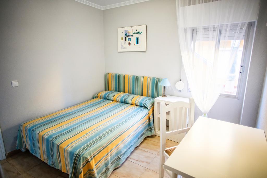 Hostal Alba Ла Мата Екстериор снимка